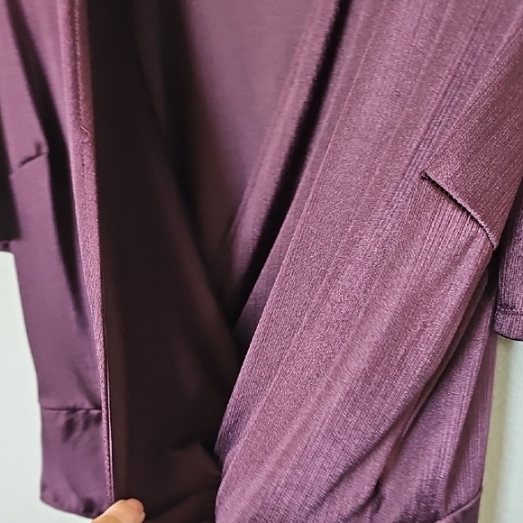 Forever 21 Plus Shiny Deep Purple Puff Sleeve Surplice Bodysuit Top NWT 3X - Picture 4 of 8